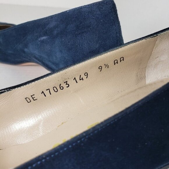 Salvatore Ferragamo Closed Toe Suede Slip-on Pumps - Picture 9 of 9